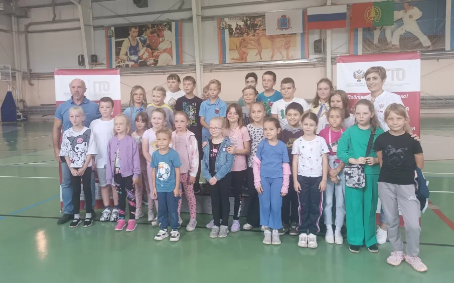 По волнам приключений